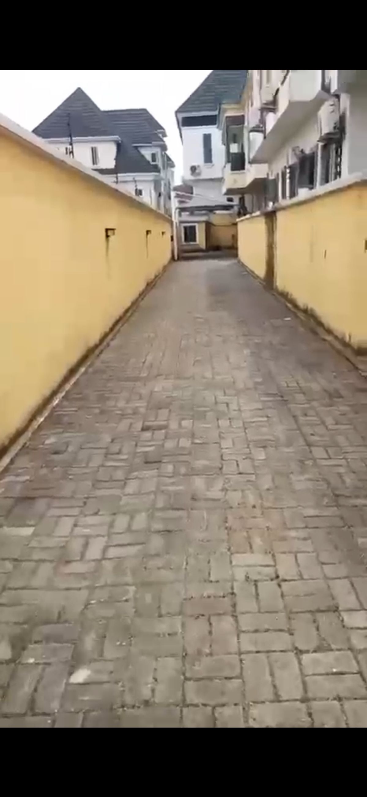 5-Bedroom Duplex For Sale in Chevron, Lagos — ₦280,000,000 | GidiStay — 5 bed duplex in Chevron, Lagos (bedroom view)