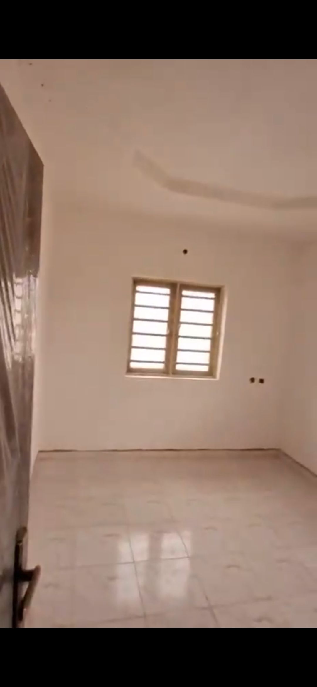 1-Bedroom Apartment For Rent in Iyana bodija — ₦800,000/year | GidiStay — 1 bed apartment in Iyana  bodija (main view)