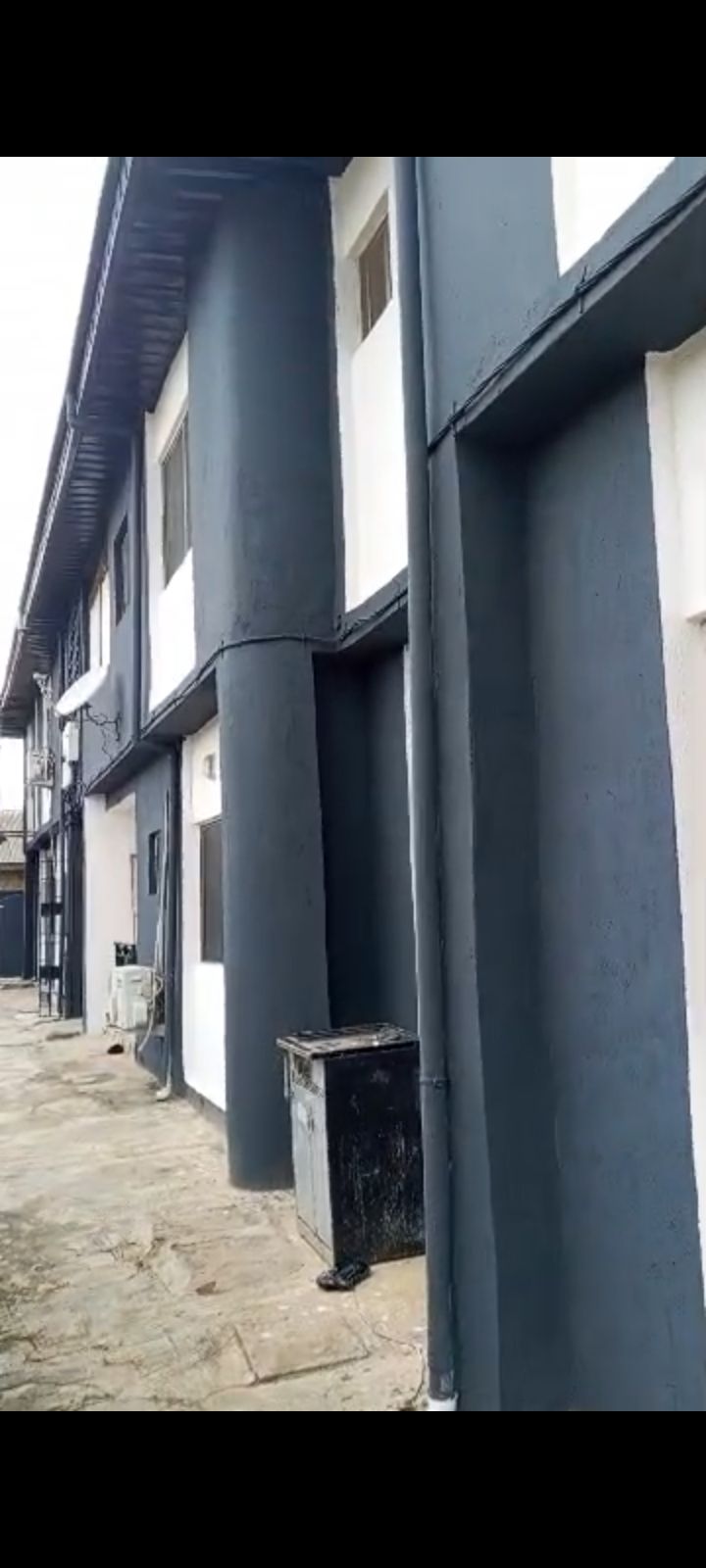 2 unit of 3bedroom flat, 2 unit of 2bedroom flat and 2unit of mini flat For Sale — ₦170,000,000 | GidiStay — 1 bed house in Ikotun, Lagos, Lagos (bedroom view)