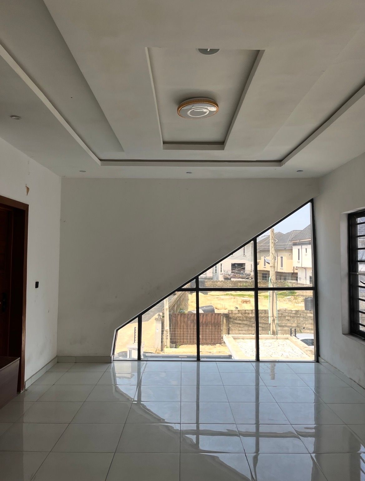Executive 5 Bedroom Detached Duplex with Swimming Pool & BQ — Perfect Title (C of O & Consent) In Chevron — ₦370,000,000 | GidiStay — 5 bed duplex in Chevron, Lagos (additional view)