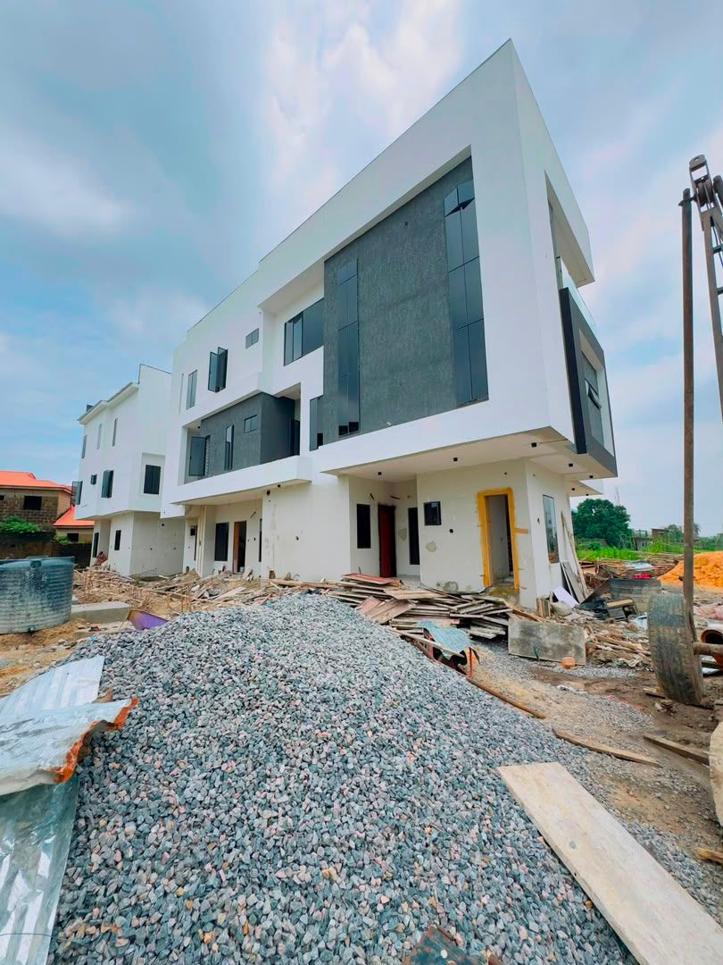 4 Bedroom Duplex For Sale in Opebi Ikeja, Lagos — ₦450,000,000 | GidiStay — 1 bed duplex in Ikeja, Lagos (main view)
