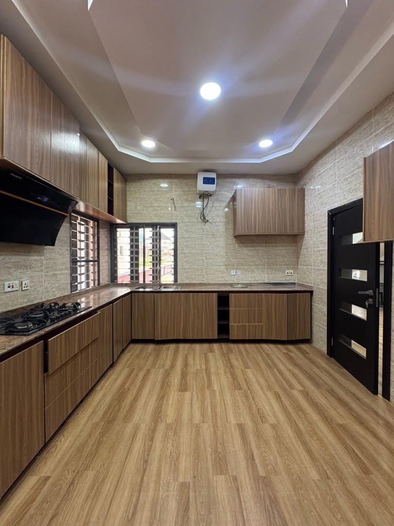 4-Bedroom Apartment For Rent in Engr. Lere Adigun GRA, BCOS, Bashorun, Ibadan — ₦15,000,000/year | GidiStay — 4 bed apartment in Engr. Lere Adigun GRA, BCOS, Bashorun, Ibadan (main view)