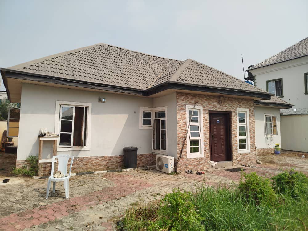 3 bedroom bungalow with Bq sitting for sale on a 625sqm of land in an Estate off Debirus School Thera Annexe Sangotedo Ajah Selling price #80m Tittle Document: Deed of Asignment — ₦80,000,000 | GidiStay — 3 bed house in Sangotedo Ajah, Lagos (main view)