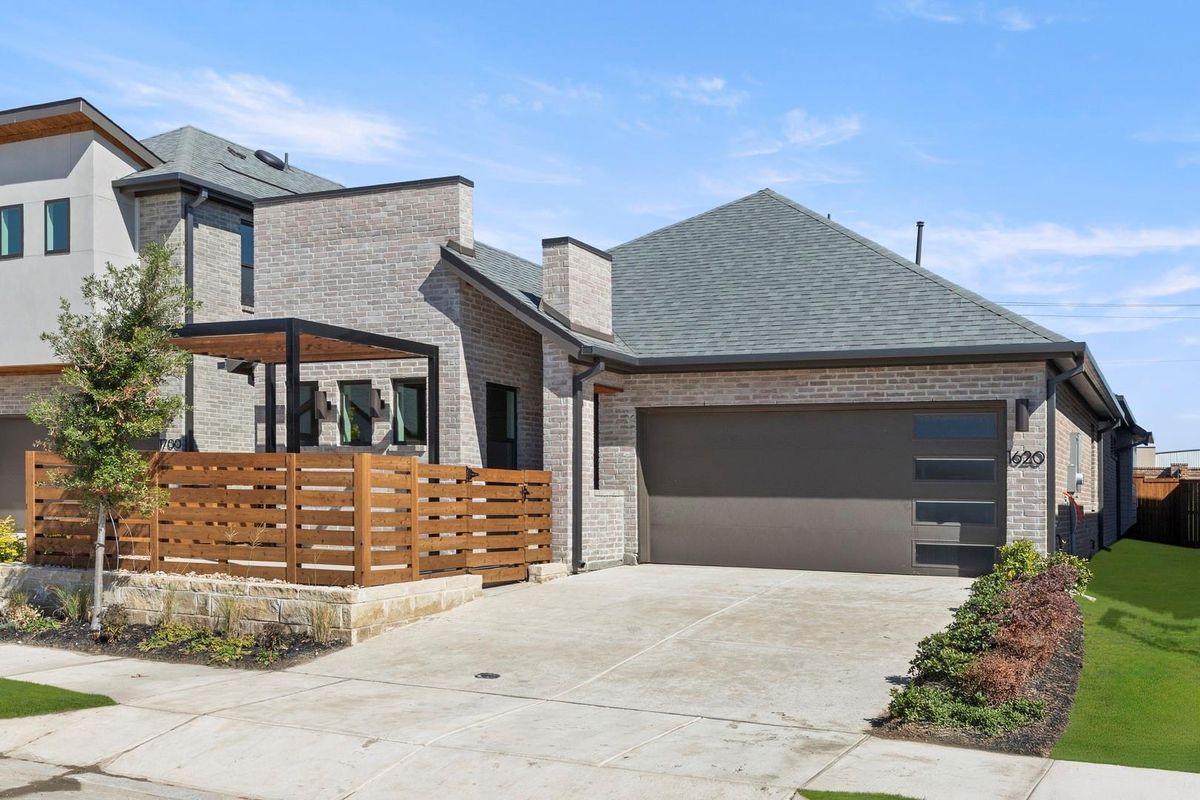 4 Beds 3 Baths Melissa Texas $459,900
