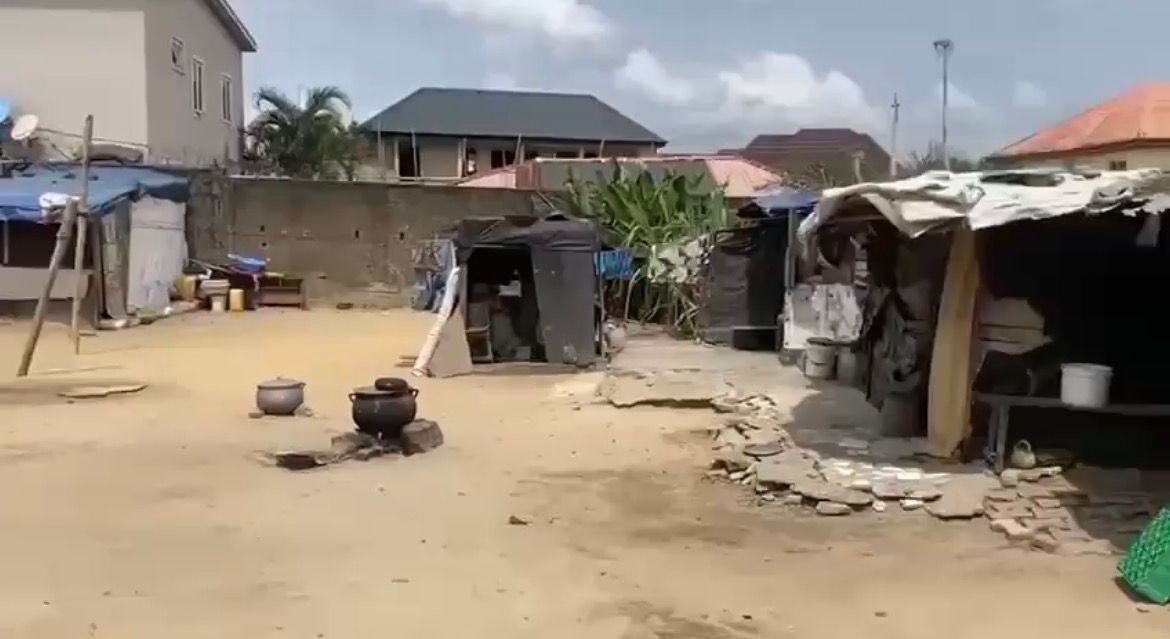 DISTRESSED SALE: 1.5 Plots (884sqm) Fully Sandfilled & Fenced Land – Opposite LBS, Ajah, Lekki — ₦130,000,000/year | GidiStay — 1 bed land in Estate opposite Lagos Business School. (interior)