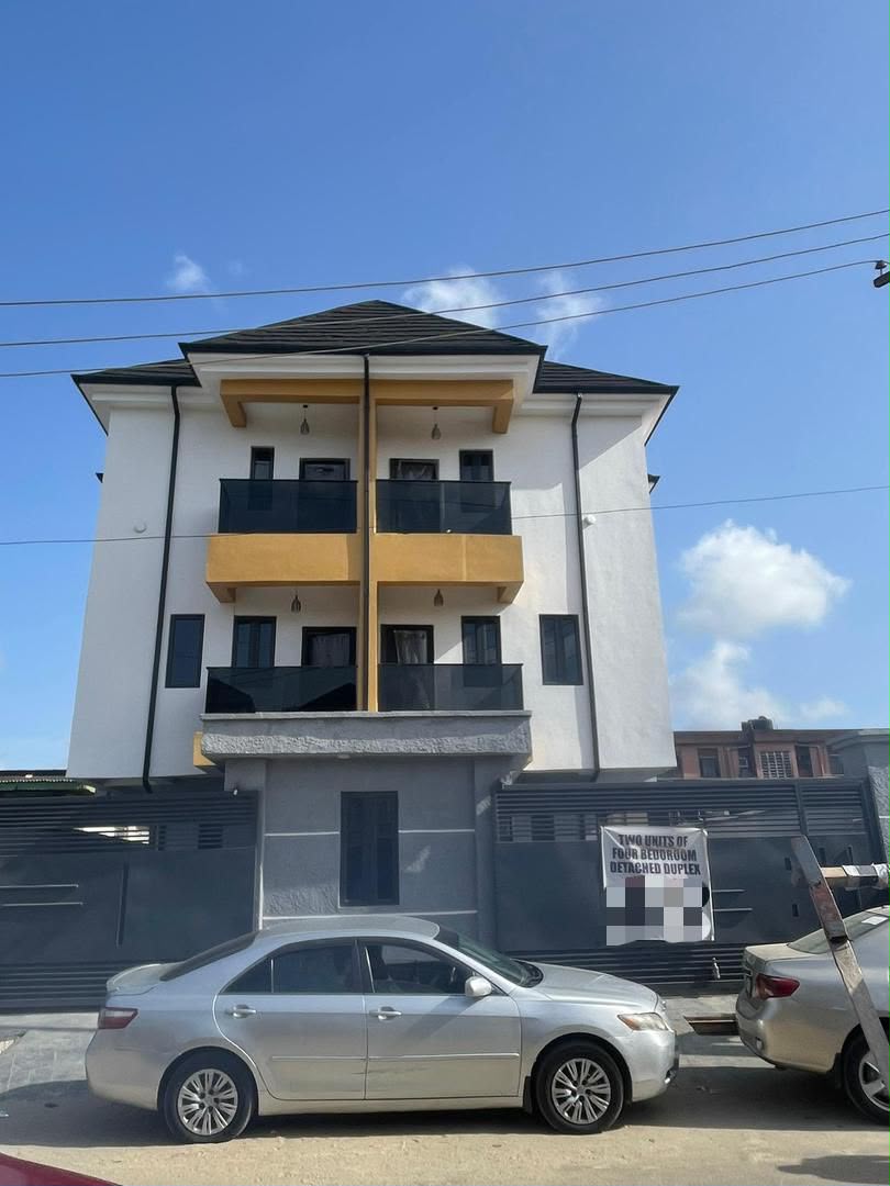 4-Bedroom Duplex For Sale in Surulere, Lagos — ₦260,000,000 | GidiStay — 1 bed duplex in Surulere, Lagos (main view)