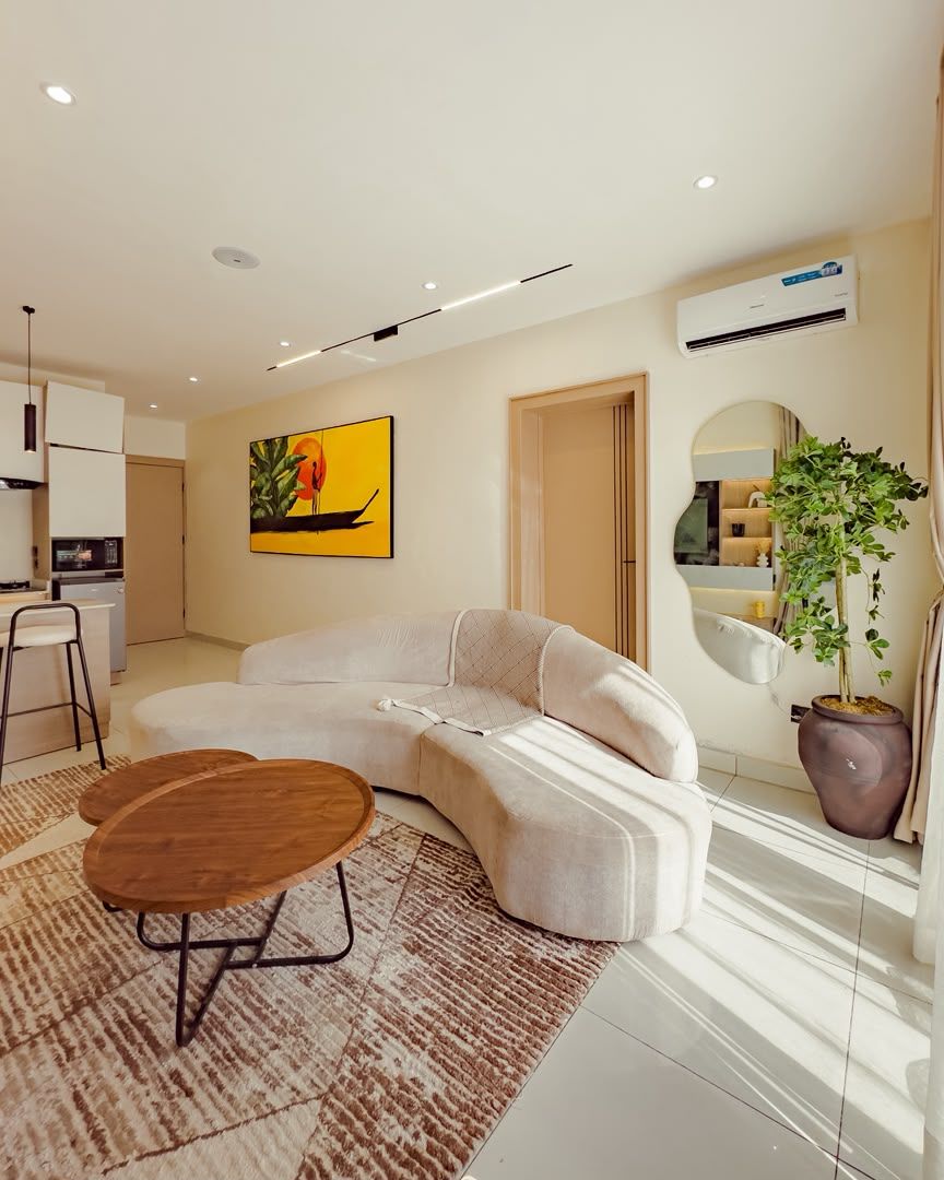 1-Bedroom Apartment For Sale in Surulere, Lagos — ₦100,000,000 | GidiStay — 1 bed apartment in Surulere, Lagos (interior)