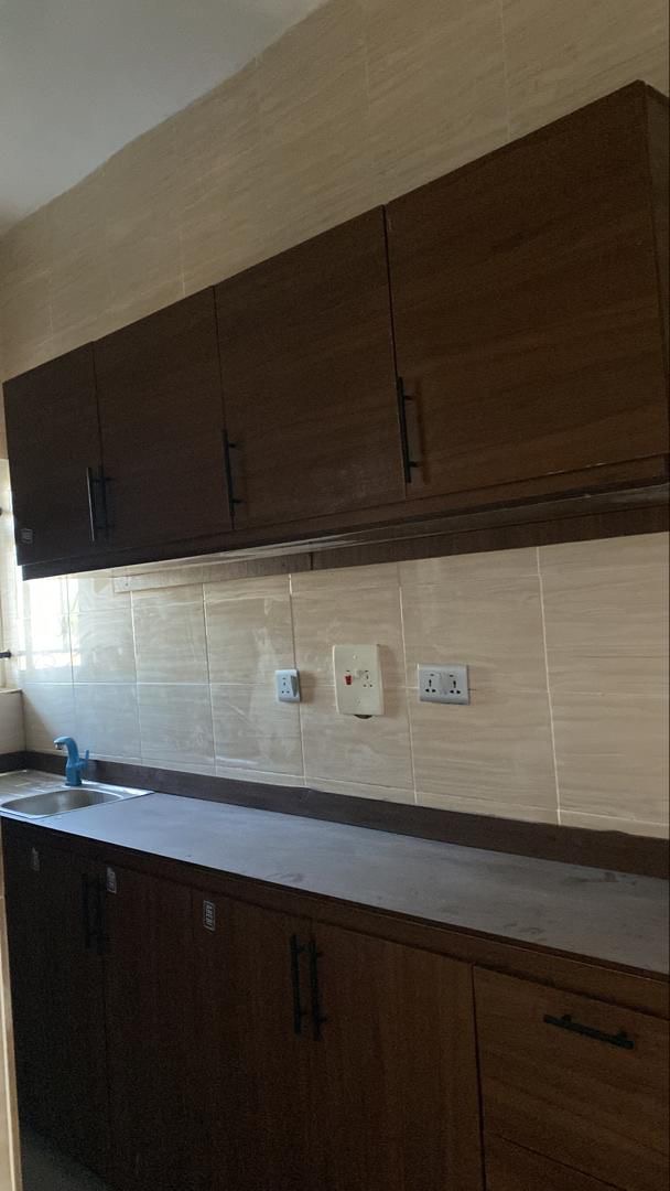 To let 3 bedroom at Mongona yellow gate elebu oluyole extension — ₦1,000,000/year | GidiStay — 3 bed house in Off akala express, Ibadan (bedroom view)