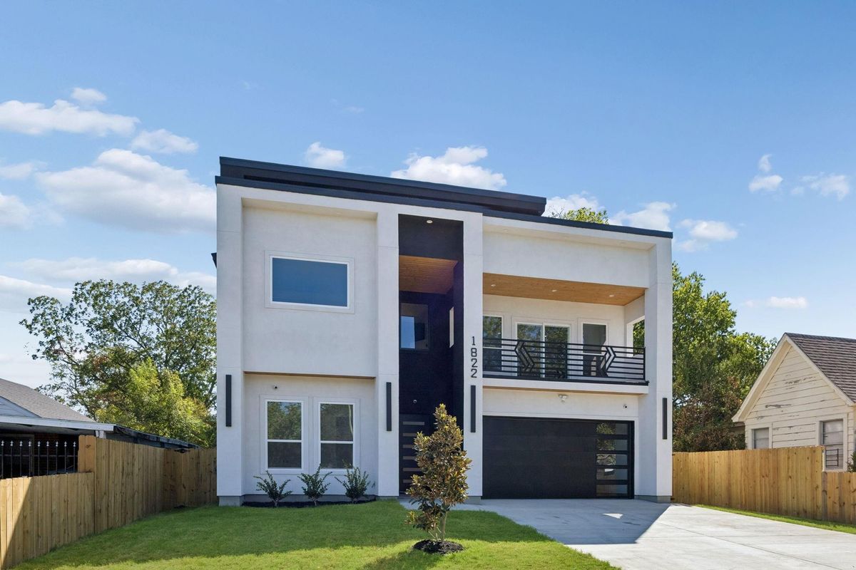 4 Beds 3 Baths 🚨 NEW CONSTRUCTION—JUST 15 MINUTES FROM DOWNTOWN DALLAS!