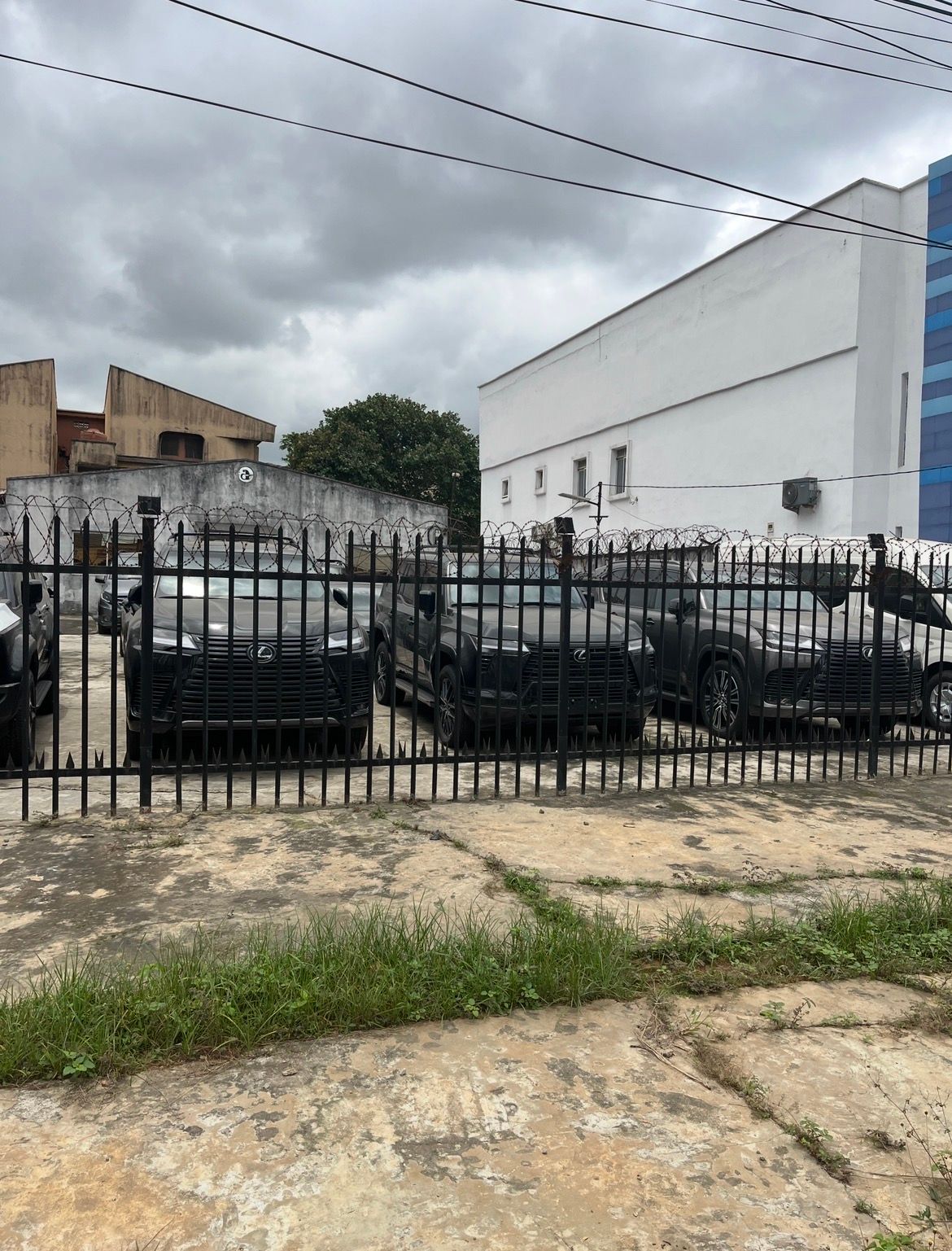 Prime Commercial Land with Existing Structure (1,072 sqm) — Directly on Opebi Road, Ikeja — ₦1,700,000,000 | GidiStay — 1 bed land in Opebi road, Lagos (interior)