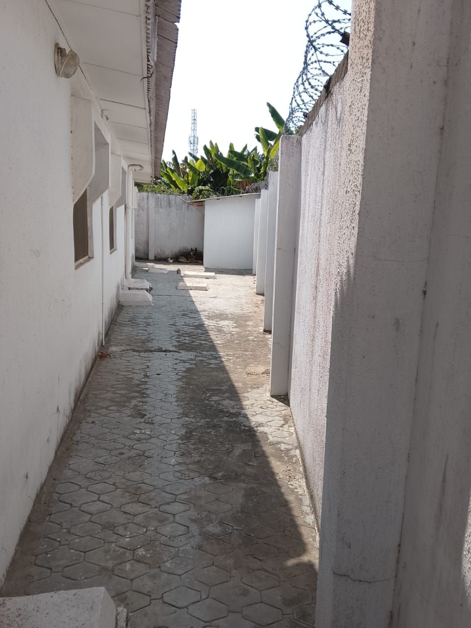 5-Bedroom House For Sale in Badary Lagos, Lagos — ₦45,000,000 | GidiStay — 5 bed house in Badary Lagos, Lagos (bedroom view)