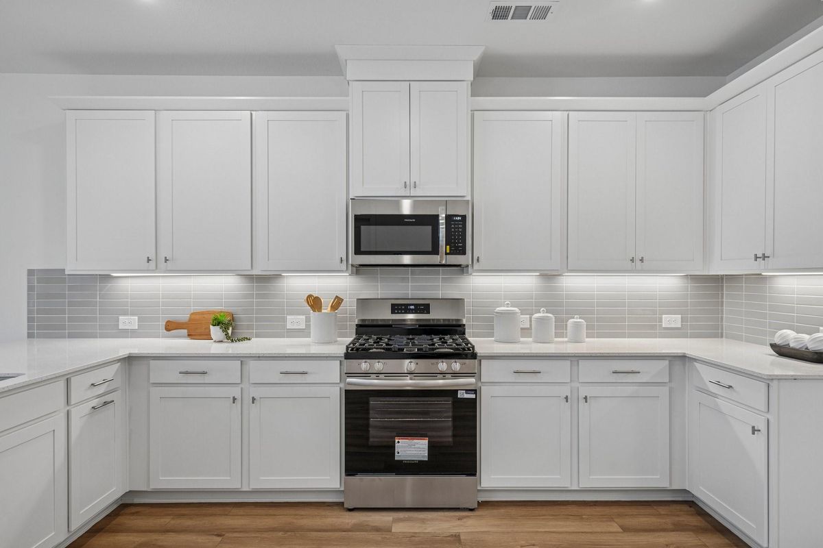 2 Beds 3 Bath Mckiney Texas **Price Drop** — $338,820 | GidiStay — 2 bed townhouse in Mckinney (additional view)