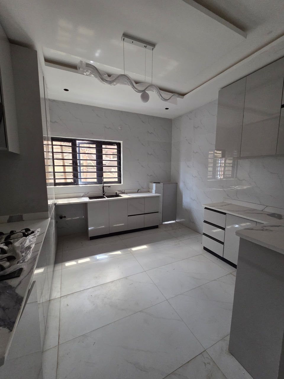3-Bedroom Apartment For Sale in Maryland, Lagos — ₦260,000,000 | GidiStay — 1 bed apartment in Maryland, Lagos (interior)