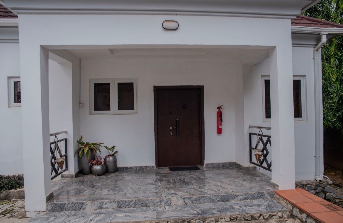 3 Bedroom Bungalow Apartment — ₦330,000/night | GidiStay — 3 bed resort in ibadan, Oyo state (additional view)