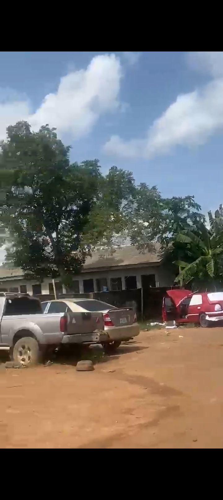 3 Plots of Land for sale along Isefun road, Ayobo Lagos. — ₦300,000,000 | GidiStay — 1 bed land in Ayobo, Lagos (interior)