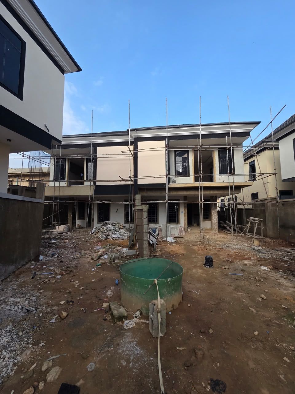 5-Bedroom Semi Detached House For Sale in Omole Phase 1, Lagos — ₦600,000,000 | GidiStay — 1 bed house in Omole Phase 1, Lagos (main view)