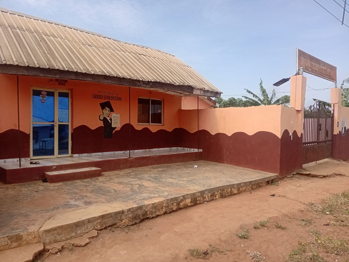 School Building FOR SALE (BUNGALOW) — ₦25,000,000 | GidiStay — 1 bed commercial in Badagry, Badagry (bedroom view)