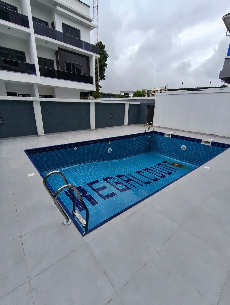 3-Bedroom Apartment + Bq For Sale in Ikeja, Lagos — ₦450,000,000 | GidiStay — 1 bed apartment in Ikeja, Lagos (bedroom view)