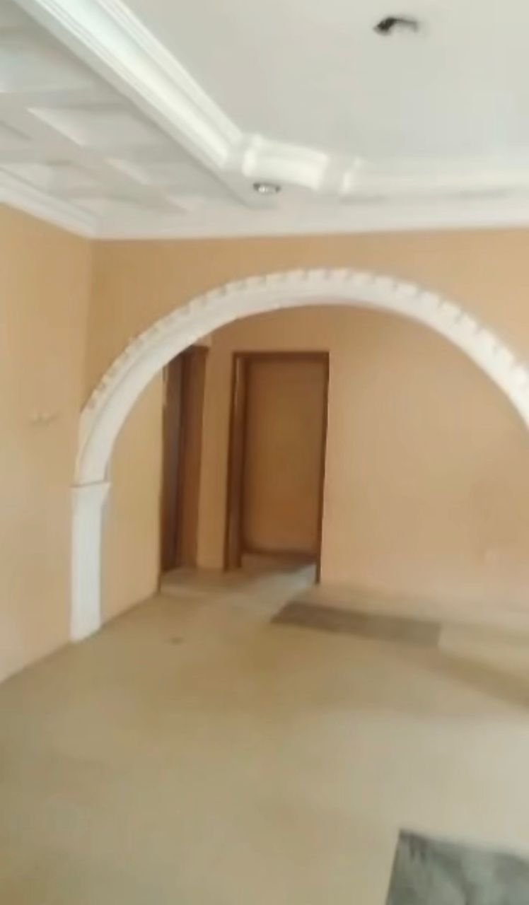 3bedroom flat for sale at ire akari akala express — ₦25,000,000 | GidiStay — 3 bed house in Akala express, Ibadan (interior)