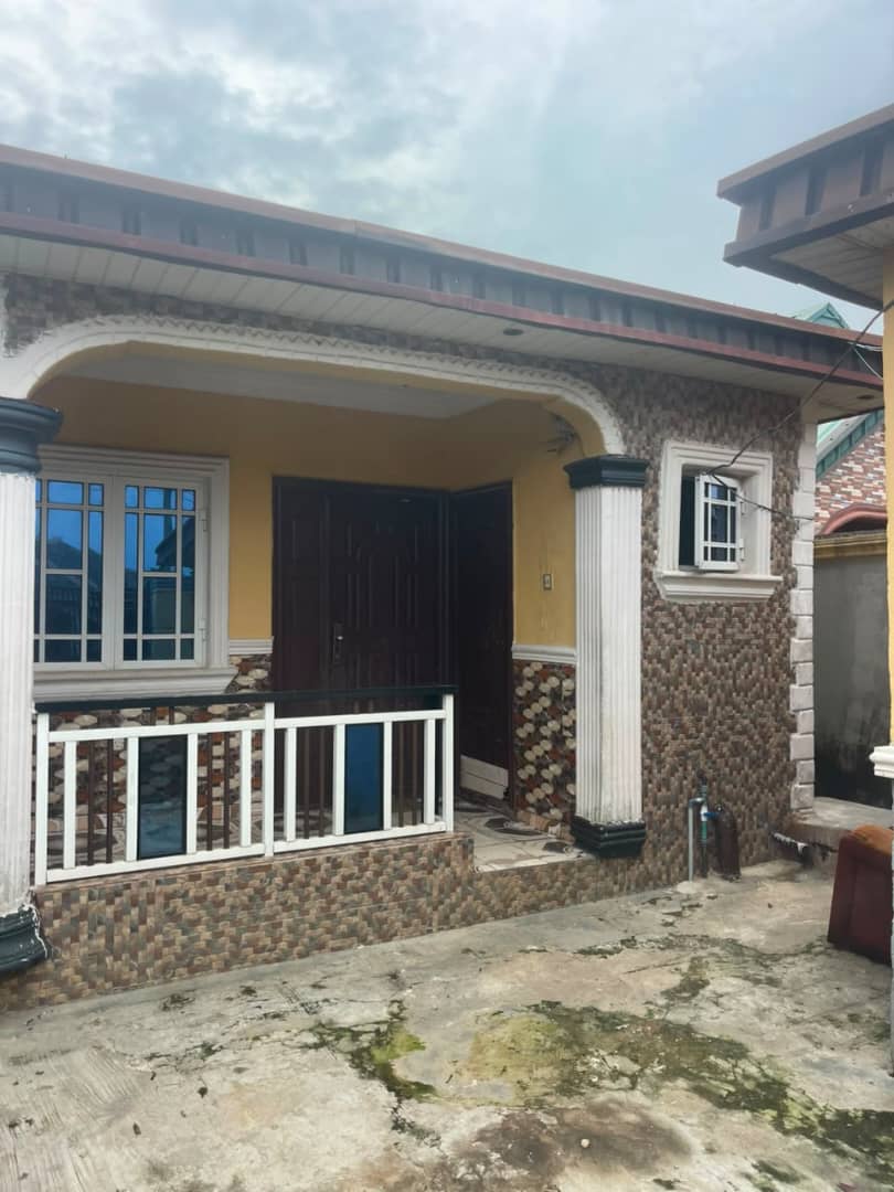 House For Sale in Ikorodu — ₦15,000,000 | GidiStay — 2 bed house in Ikorodu (main view)
