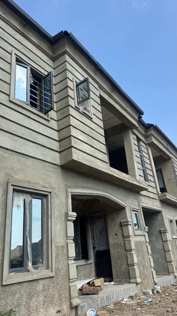 PREMIUM 2-BEDROOM FLAT IN DOVE ESTATE — ₦1,500,000/year | GidiStay — 2 bed apartment in Dove Estate elebu (main view)