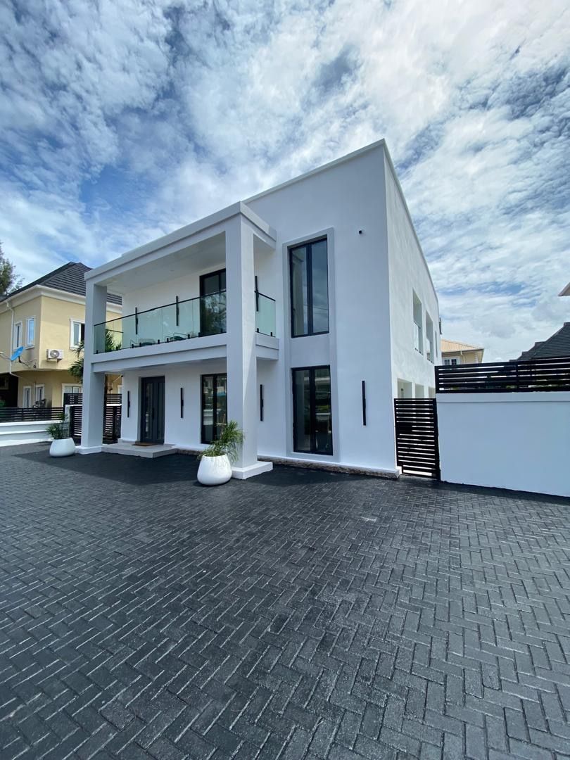4-Bedroom Fully Furnished Villa For Sale in IKOTA LEKKI, Lagos State — ₦780,000,000 | GidiStay — 4 bed duplex in IKOTA LEKKI, Lagos State (main view)