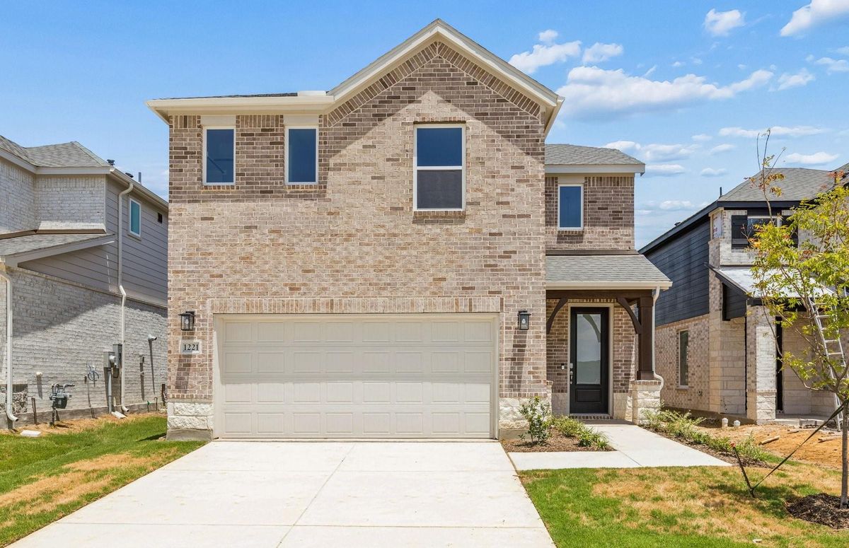 3 Beds 3 Baths AUBREY BUYERS—THIS HOME HAS NO PID!