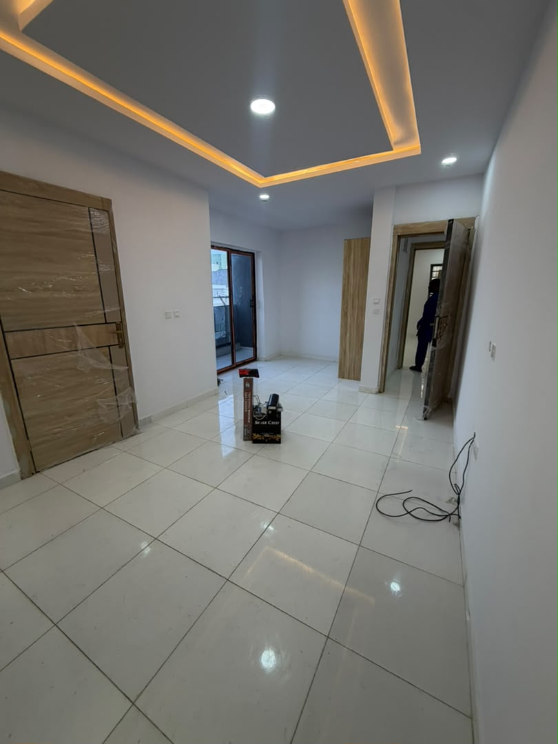 2-Bedroom Apartment For Rent in ologolo, Lagos — ₦7,000,000/year | GidiStay — 2 bed apartment in ologolo, Lagos (interior)