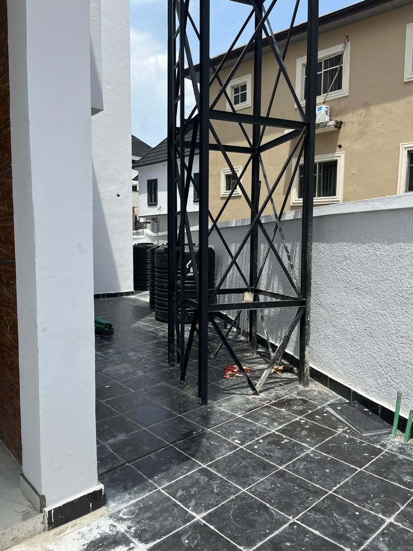 5 bedroom luxurious Duplex in Osapa London, Lagos — ₦770,000,000 | GidiStay — 5 bed duplex in Osapa london, lagos (bedroom view)