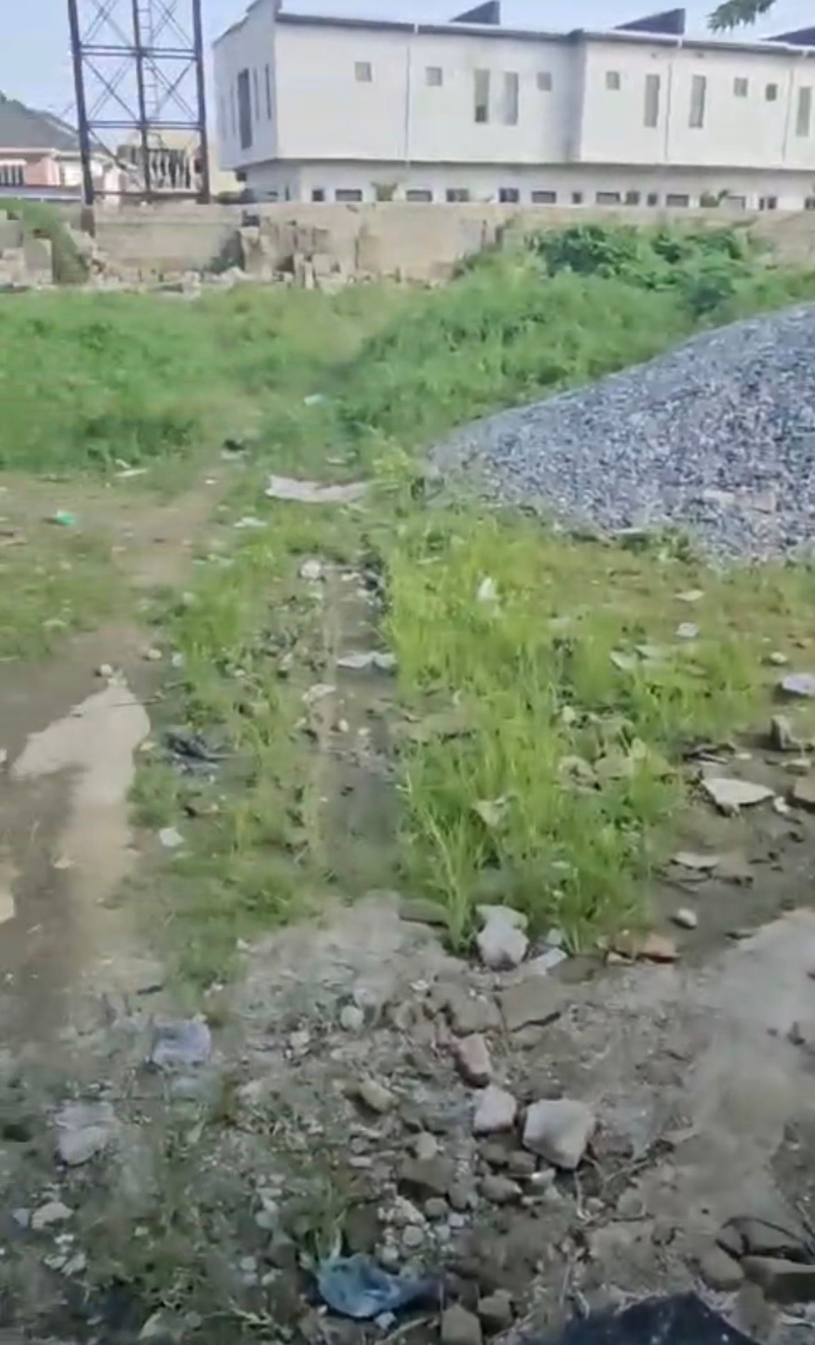 PRIME 3,000 SQM LAND WITH C OF O — LEKKI GARDENS PHASE 4 (GENERAL PAINT) — ₦90,000,000 | GidiStay — 1 bed land in Lekki Phase 1, Lagos (interior)