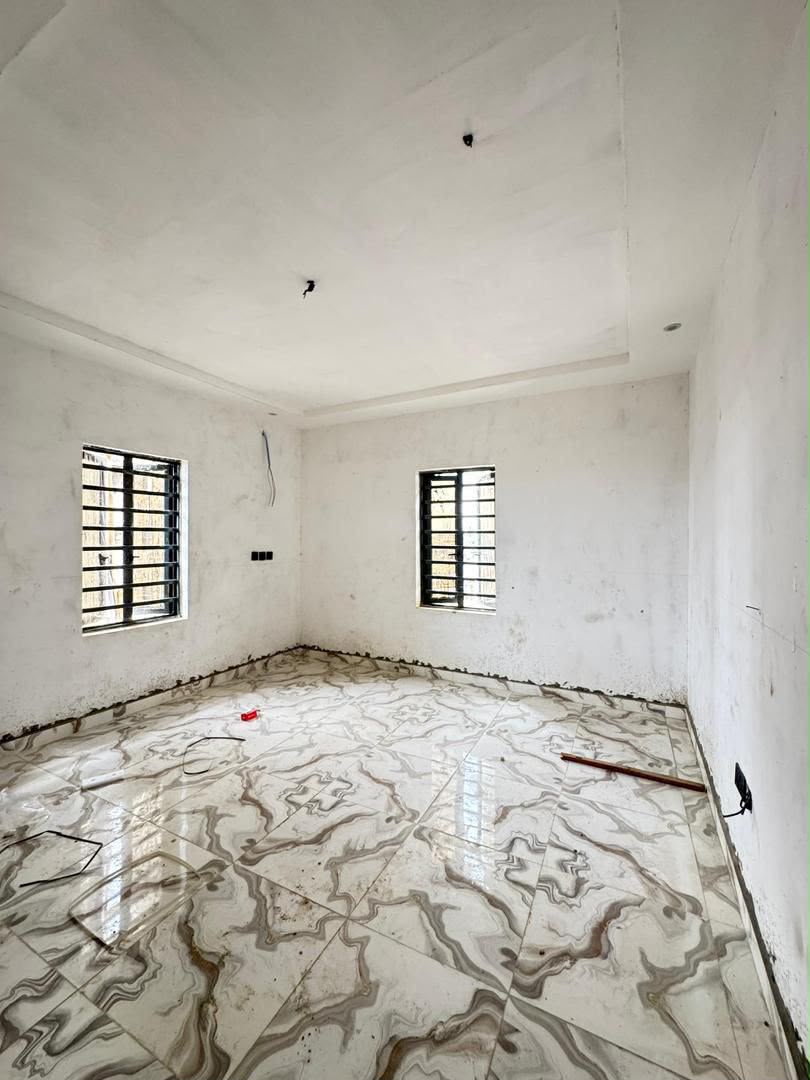 3-Bedroom Apartment For Sale in Surulere, Lagos — ₦135,000,000 | GidiStay — 1 bed apartment in Surulere, Lagos (bedroom view)