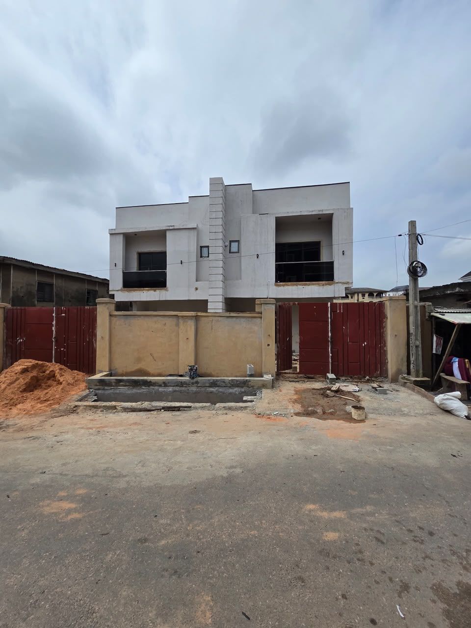 3-Bedroom Duplex +Bq For Sale in Ogba, Lagos — ₦250,000,000 | GidiStay — 1 bed duplex in Ogba, Lagos (main view)
