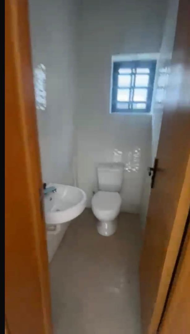 3Bedroom flat at odo ona apata — ₦1,200,000/year | GidiStay — 3 bed house in  (additional view)