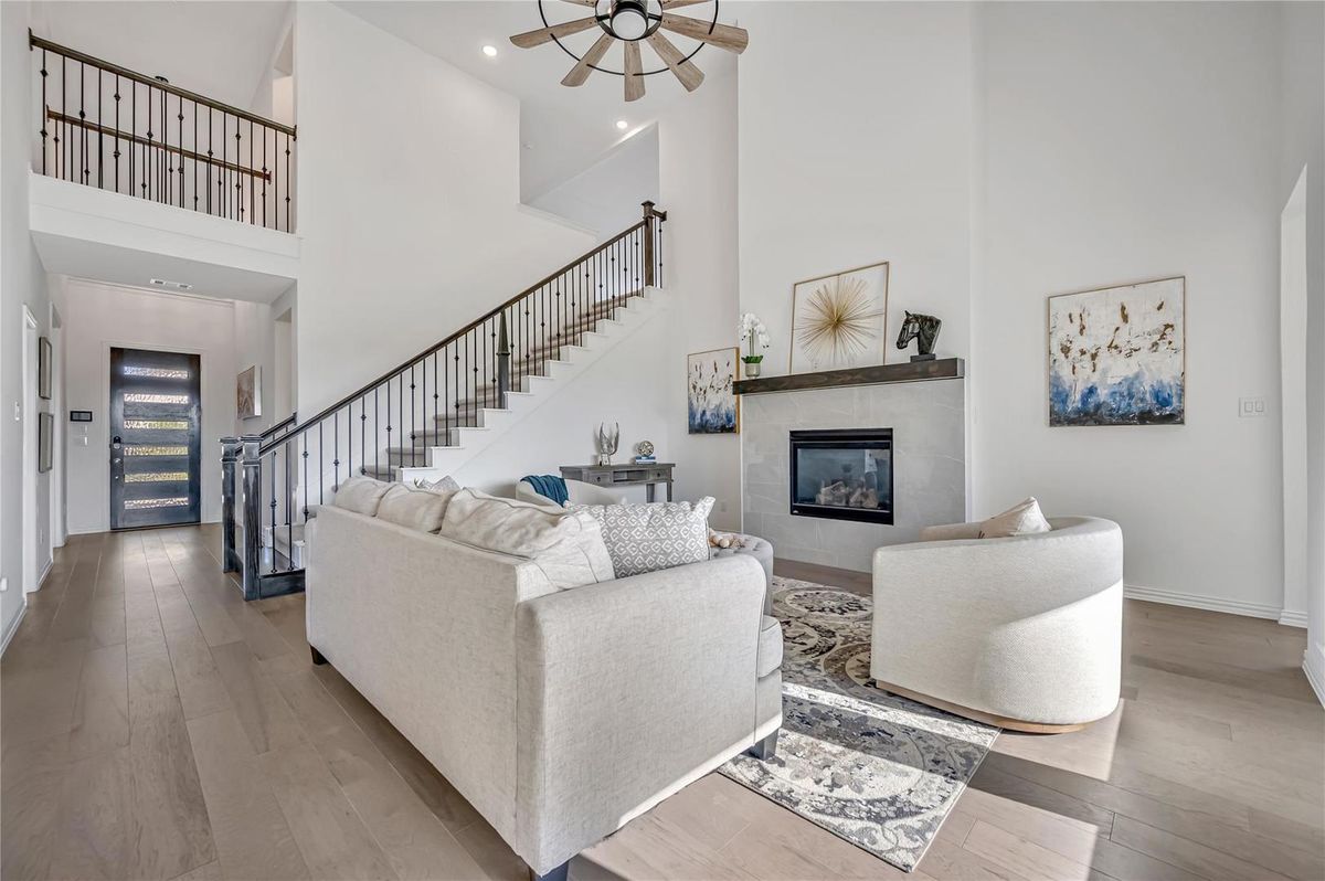 4 bed 4 bath with game-media sitting on an oversized corner lot — $534,950 | GidiStay — 4 bed house in Aubrey (bedroom view)