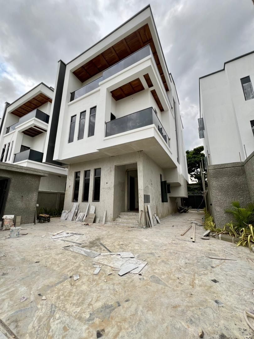 6-Bedroom Duplex For Sale in Victoria Island, Lagos — ₦1,800,000,000 | GidiStay — 6 bed duplex in Victoria Island, Lagos (main view)
