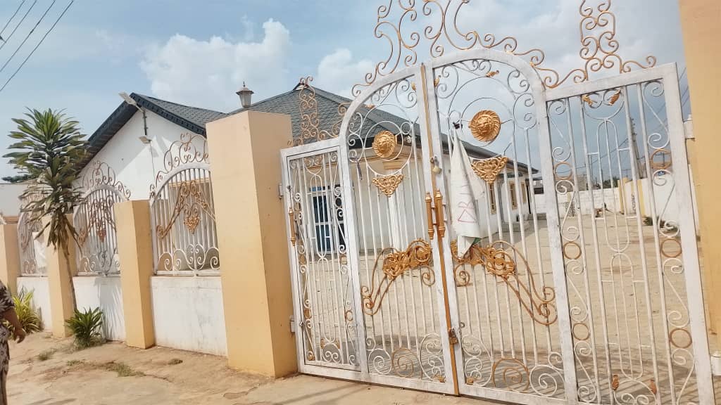 Spacious Event Centre For Sale in Ayobo Ipaja — ₦195,000,000 | GidiStay — 1 bed commercial in Ayobo Ipaja (main view)