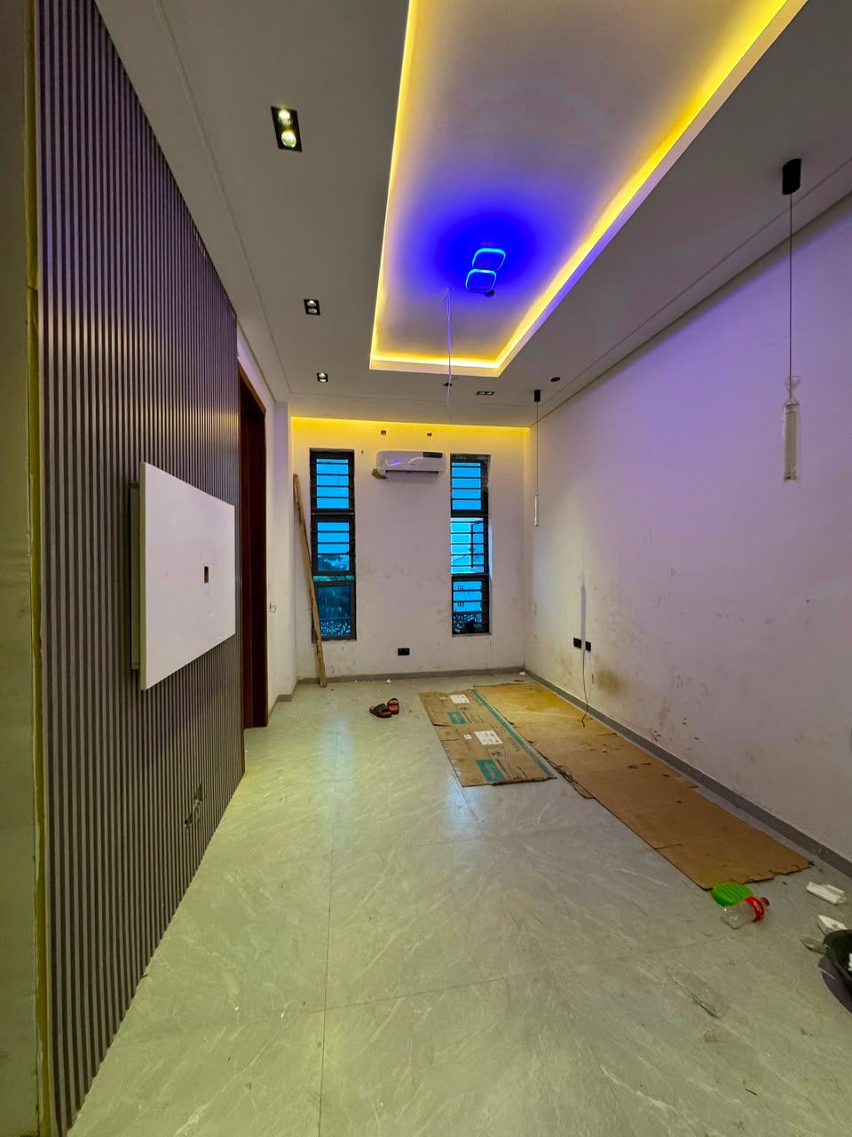3 and 4Bedroom Apartment +3 and 4 Bedroom Penthouse For Sale in Maryland, Lagos — ₦700,000,000 | GidiStay — 1 bed apartment in Maryland, Lagos (interior)
