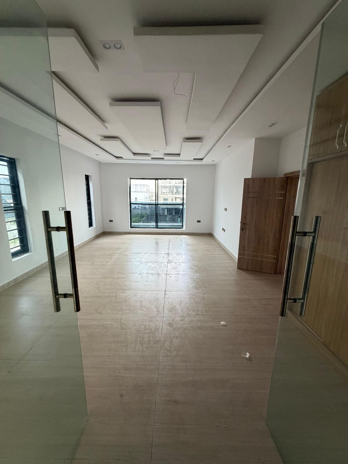 2-Bedroom Apartment For Rent in chevron, lekki, Lagos — ₦13,000,000/year | GidiStay — 2 bed apartment in chevron, lekki, Lagos (main view)