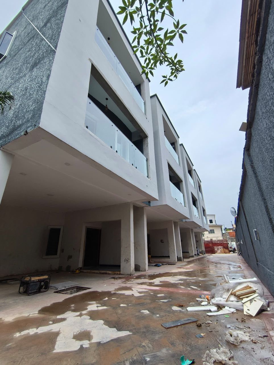 4-Bedroom Terrace Duplex with BQ For Sale in Allen Ikeja, Lagos — ₦390,000,000 | GidiStay — 1 bed duplex in Ikeja, Lagos (interior)