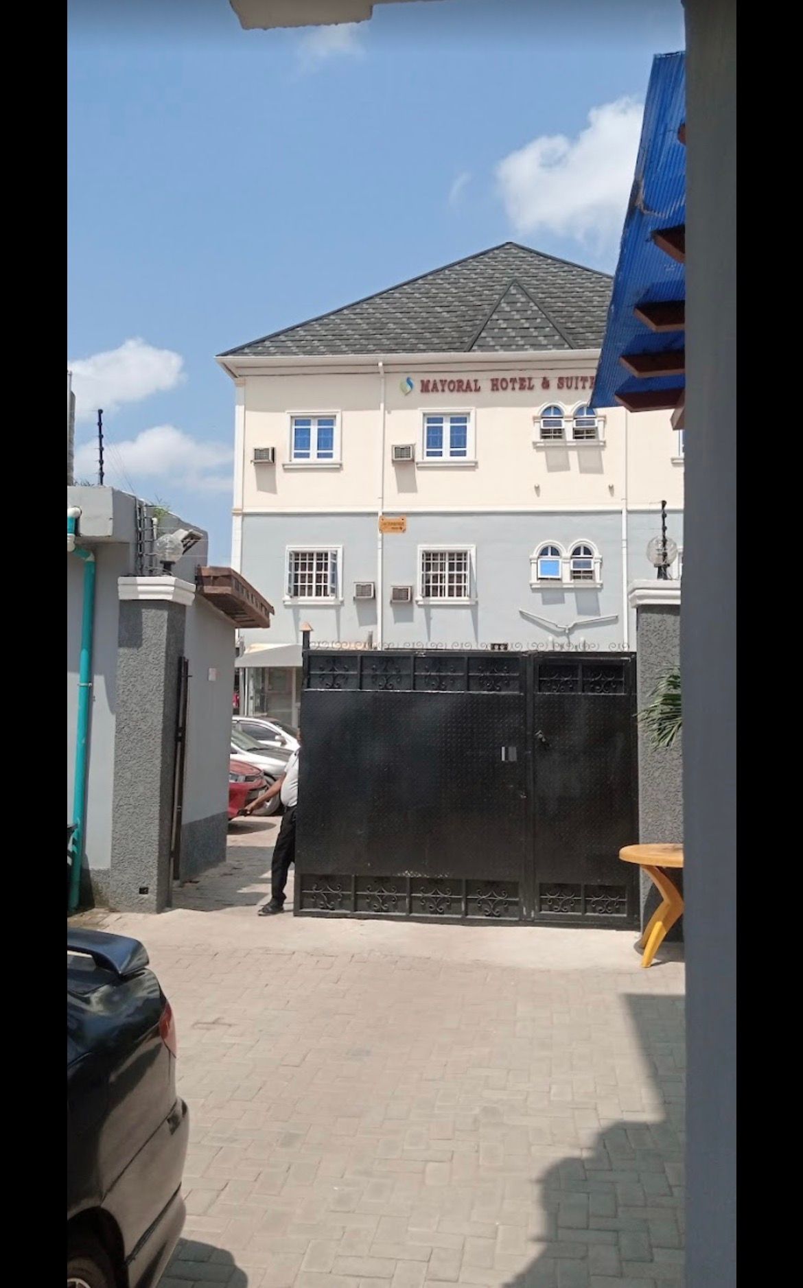 Hotel Mayoral Hotel SINGLE ROOM — ₦18,000/night | GidiStay — 1 bed hotel in Egbeda, Lagos (interior)