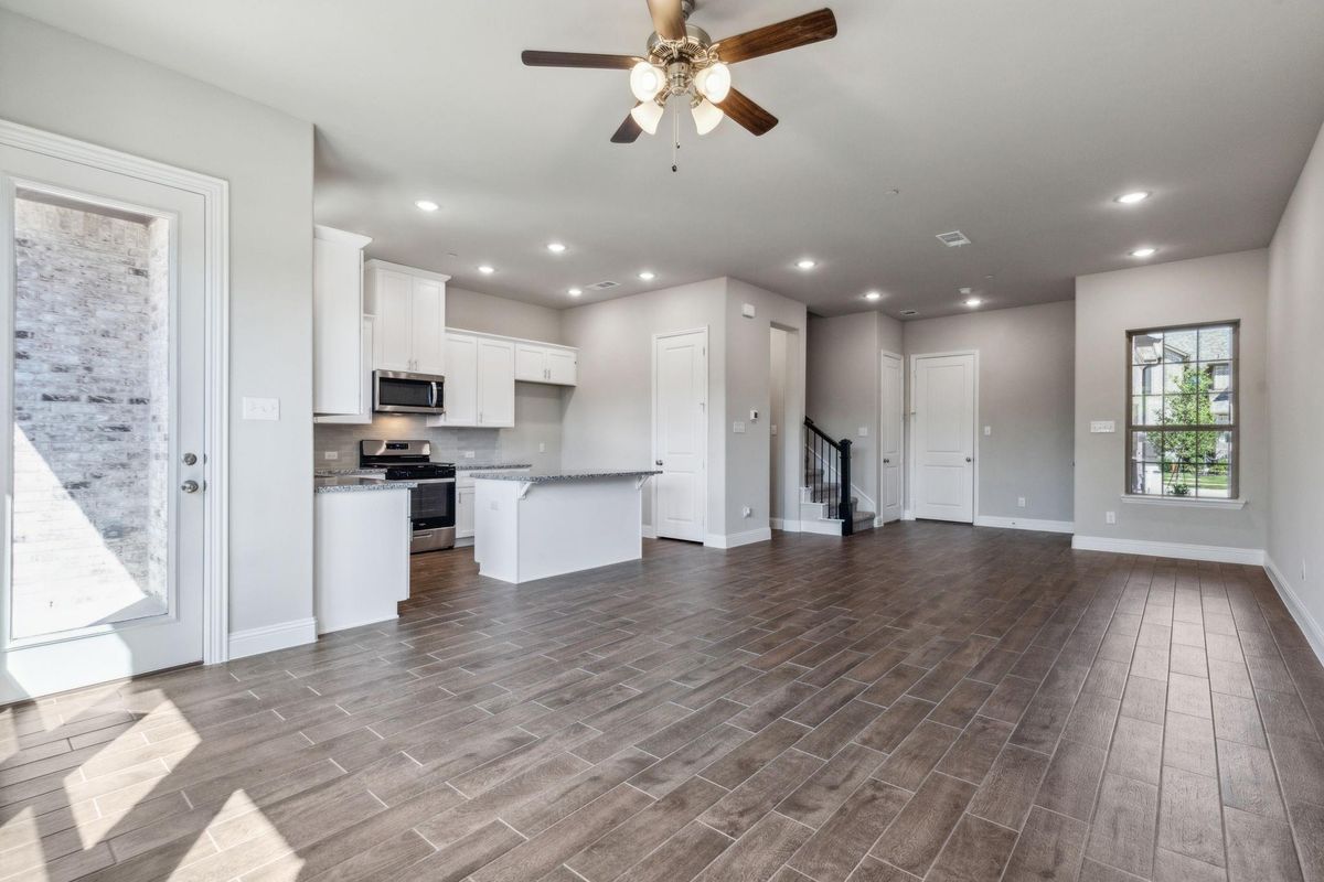 4 Beds 3 Baths Plano Texas 1,903Sqft — $519,000 | GidiStay — 4 bed  in Plano (additional view)