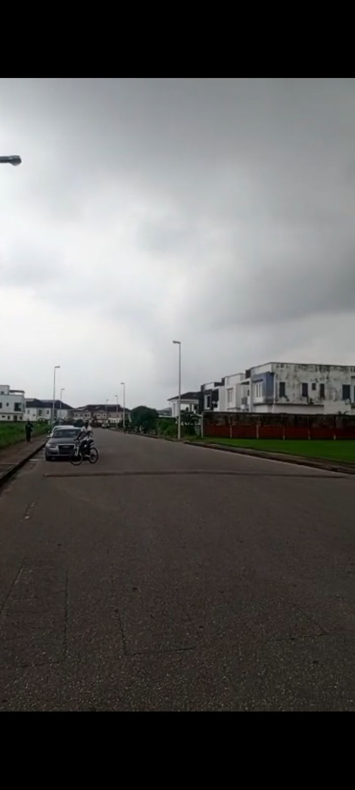 💥 920sqms Cornerpiece Bareland for sale Facing Two Prime Built - Up Street *@Royal Gardens Estate, Ajah* This very particular plot already has building approval for 2floors and u can build two units with each units facing each of the street...... *Price: ₦440million:* THIS IS DEVELOPER'S DELIGHT - U really need to see this prime location — ₦440,000,000/year | GidiStay — 1 bed land in Ajah (additional view)