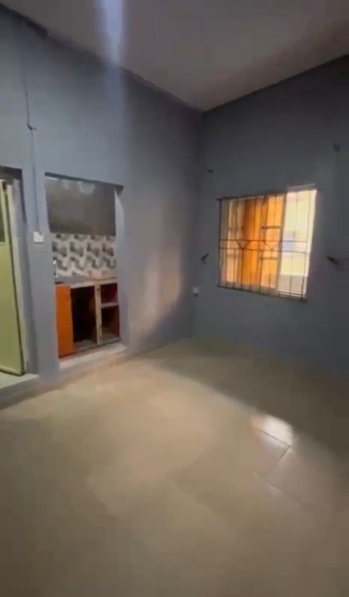 Premium & Spacious Room Self-Contain in Abule Oja, Yaba — ₦1,200,000/year | GidiStay — 1 bed  in Yaba, Lagos (main view)