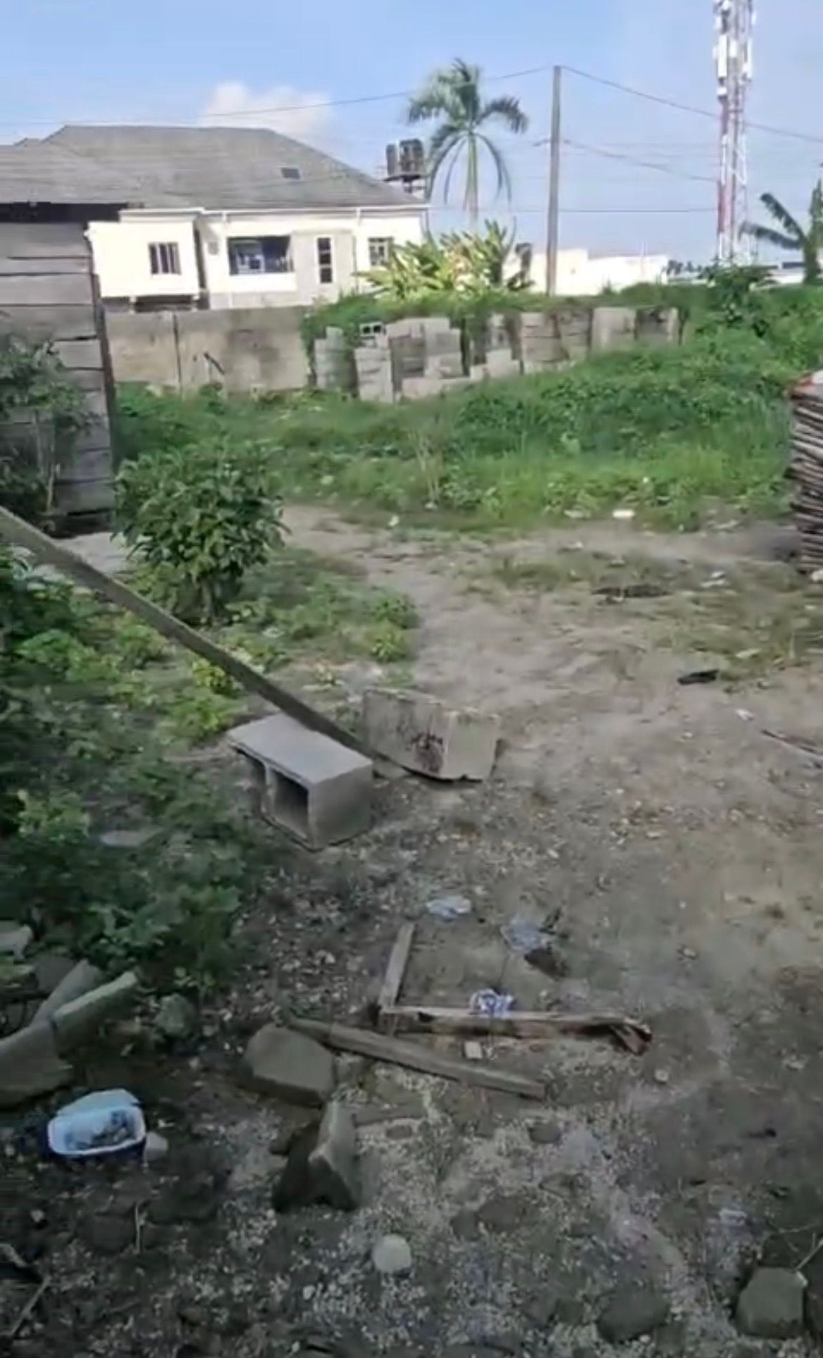 PRIME 3,000 SQM LAND WITH C OF O — LEKKI GARDENS PHASE 4 (GENERAL PAINT) — ₦90,000,000 | GidiStay — 1 bed land in Lekki Phase 1, Lagos (main view)
