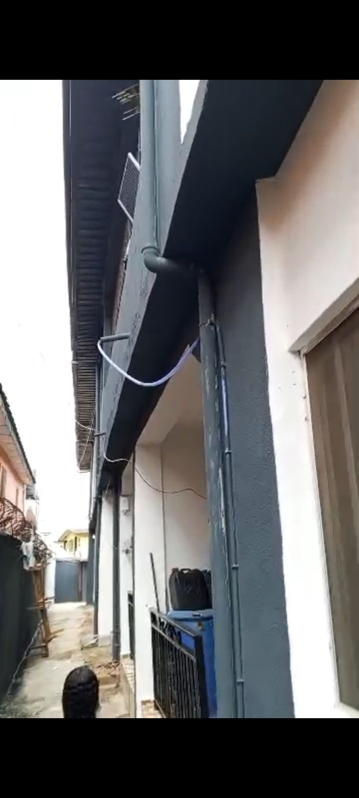 2 unit of 3bedroom flat, 2 unit of 2bedroom flat and 2unit of mini flat For Sale — ₦170,000,000 | GidiStay — 1 bed house in Ikotun, Lagos, Lagos (additional view)