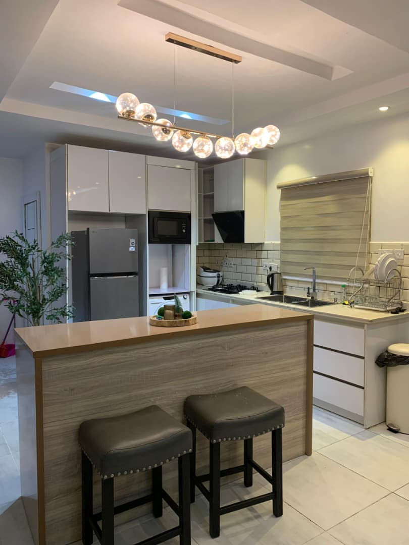 7-Bedroom Apartment For Rent in chevron, lekki, Lagos — ₦18,000,000/year | GidiStay — 7 bed apartment in chevron, lekki, Lagos (main view)