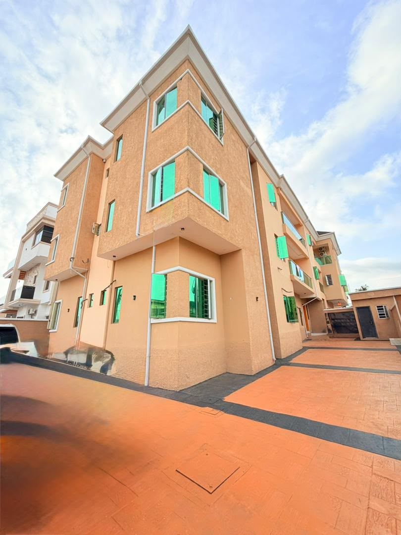 3-Bedroom Apartment For Sale in Magodo, Lagos — ₦280,000,000 | GidiStay — 1 bed apartment in Magodo, Lagos (bedroom view)