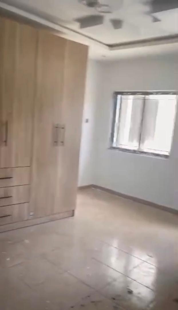 2-Bedroom House For Rent in Elebu off akala express oluyole extension ibadan, Ibadan — ₦600,000/year | GidiStay — 2 bed house in Elebu off akala express oluyole extension ibadan, Ibadan (main view)