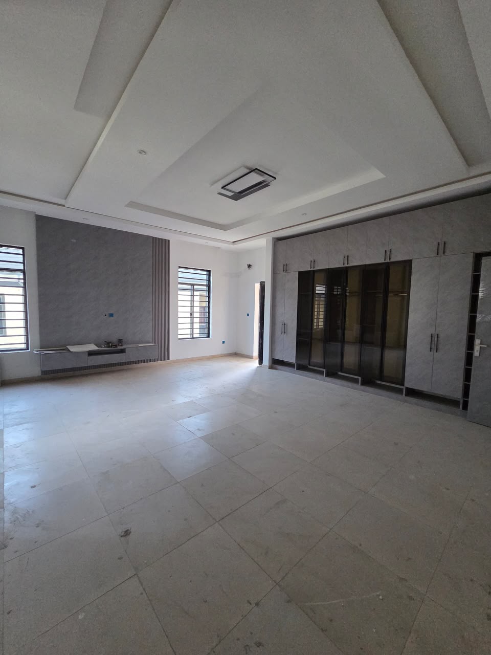 5-Bedroom Fully Detached Duplex +Bq For Sale in Omole Phase 1, Lagos — ₦850,000,000 | GidiStay — 1 bed duplex in Omole Phase 1, Lagos (additional view)
