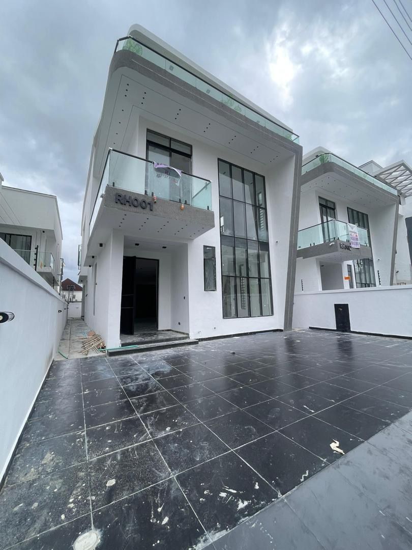 5-Bedroom Duplex For Sale in Chevron, Lagos — ₦450,000,000 | GidiStay — 5 bed duplex in Chevron, Lagos (main view)